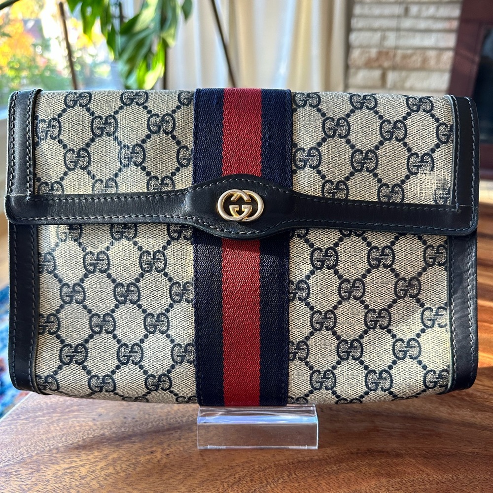 Vintage Gucci Clutch